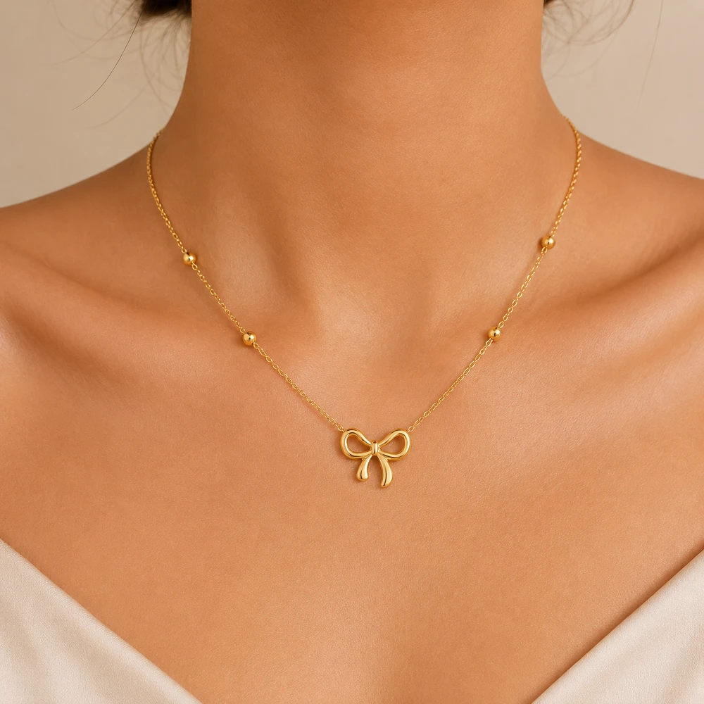 Shillla Bow Necklace
