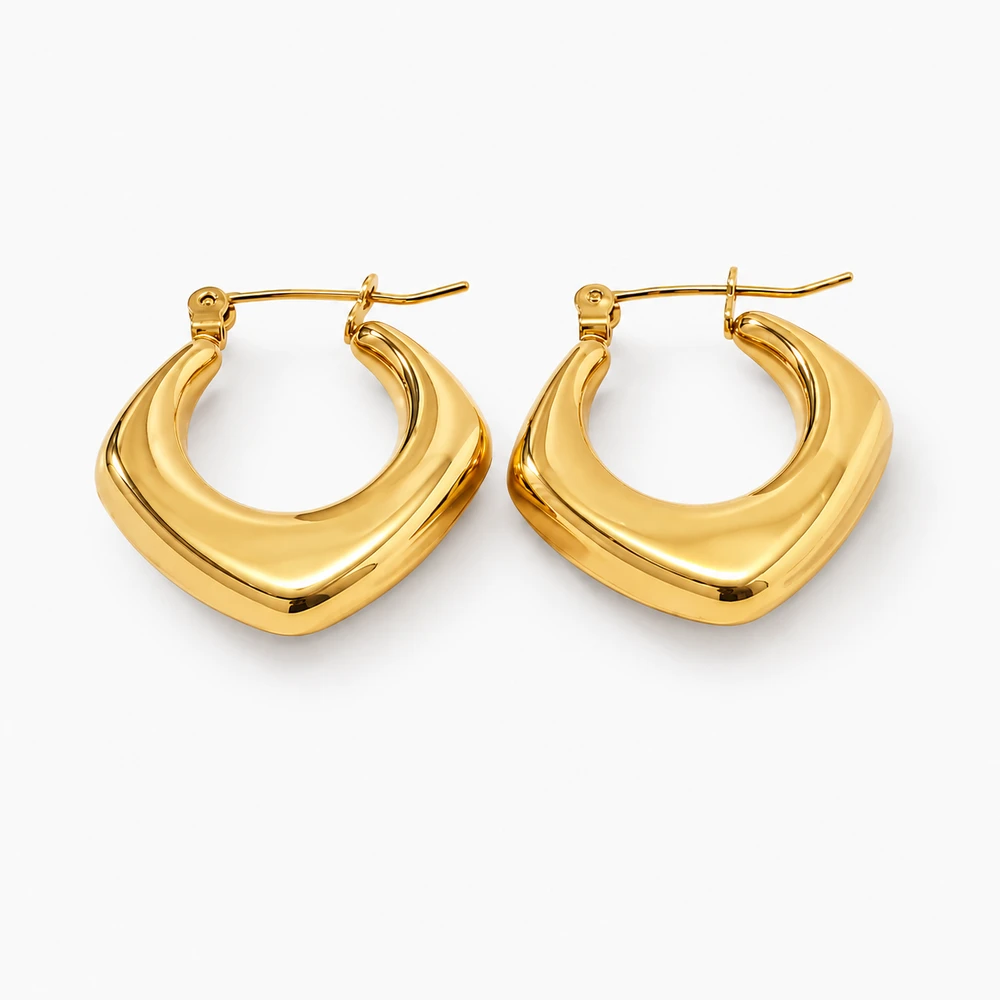 Daina Hoops